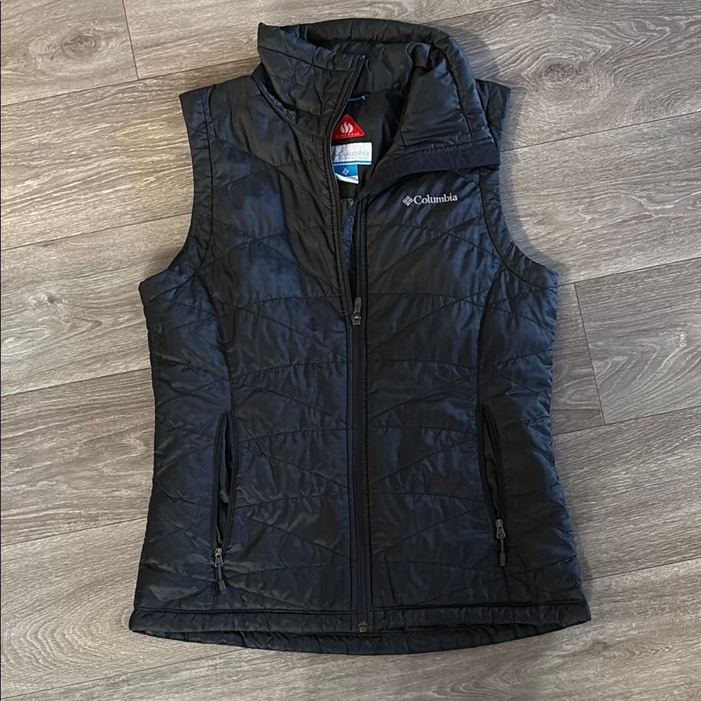 Columbia Black Quilted Vest